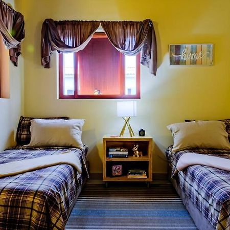 Iona'S Home: Vibrant 2Bedroom Home Near וילמסטאד מראה חיצוני תמונה
