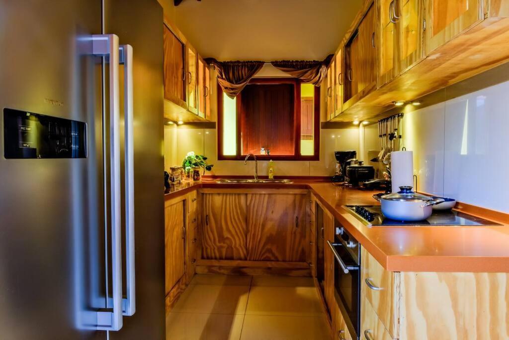 Iona'S Home: Vibrant 2Bedroom Home Near וילמסטאד מראה חיצוני תמונה