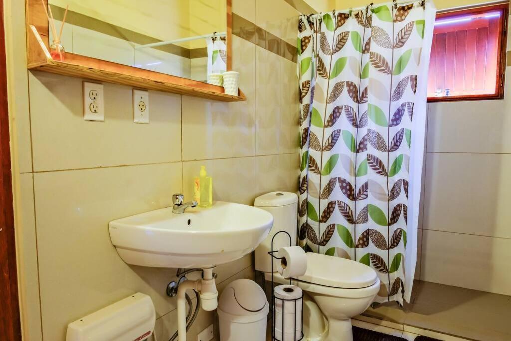 Iona'S Home: Vibrant 2Bedroom Home Near וילמסטאד מראה חיצוני תמונה